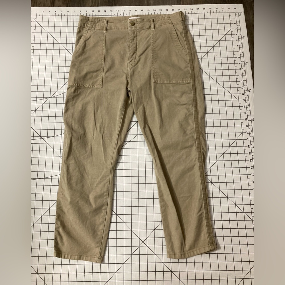 Pistola Women’s Size 31 Khaki Crop Pants